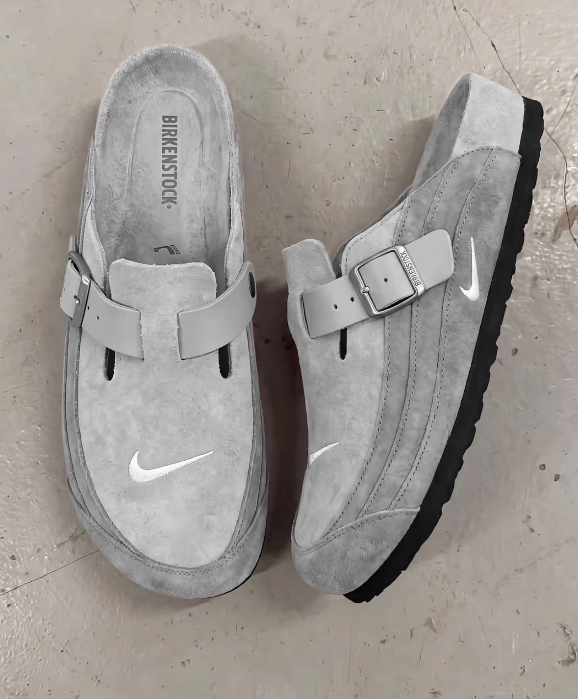 Heritage Suede Buckle Mules – Light Grey